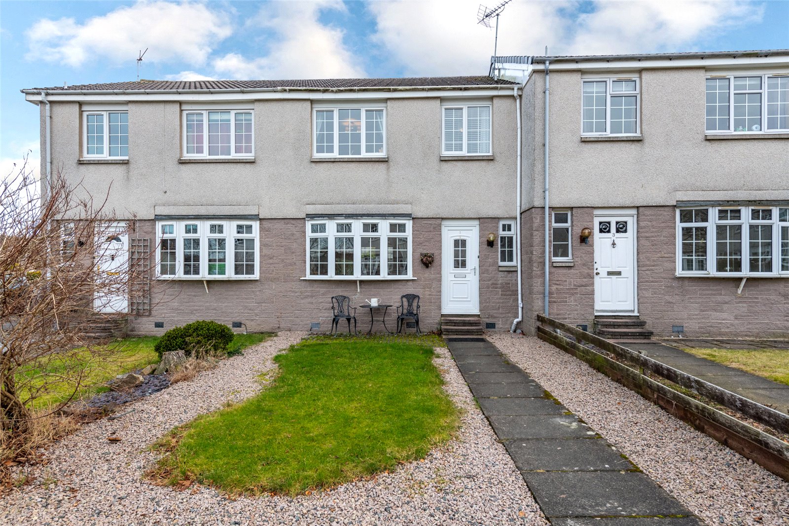 2 Brimmond Court